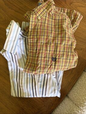 Bundle of 2 Men’s long-sleeve button-up shirts